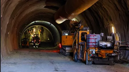 În ce stadiu s-a ajuns cu primele tuneluri la nivel de autostradă din România. PORR înaintează în forță (VIDEO)