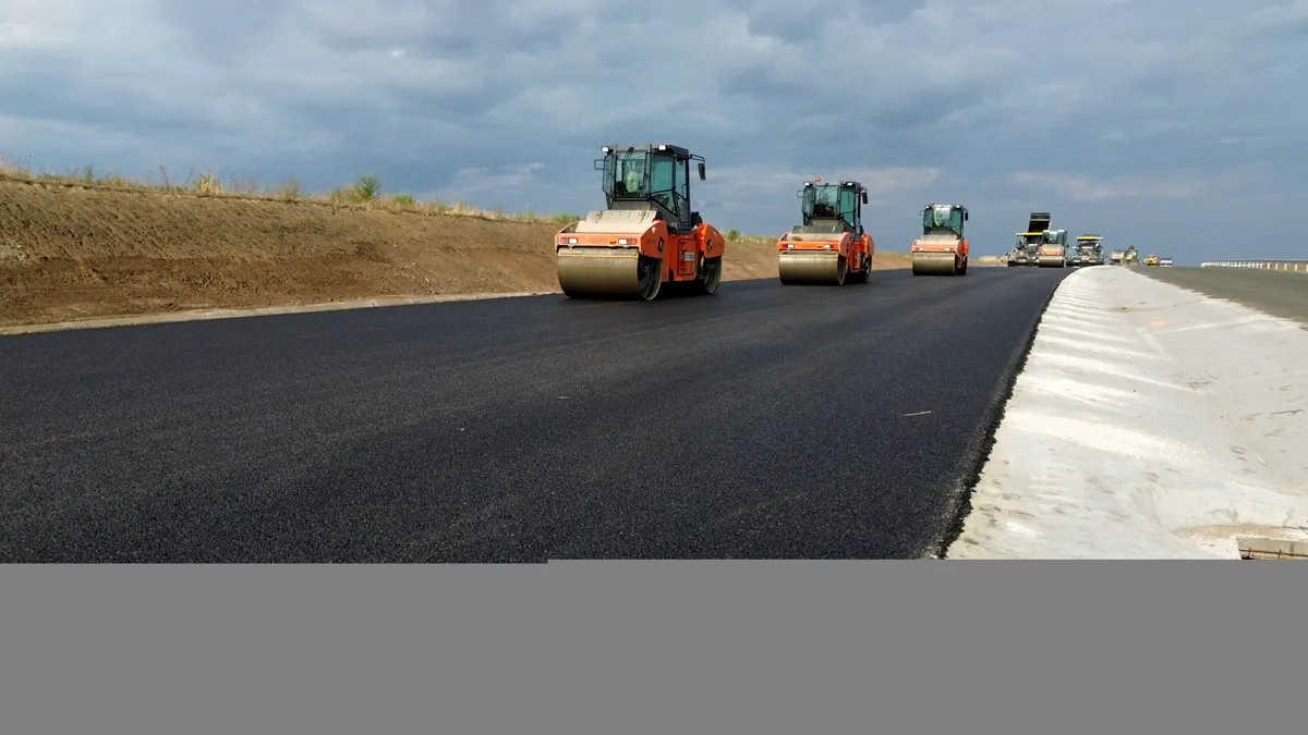 Cine sunt constructorii cu cele mai mari progrese pe șantierele drumurilor de mare viteză din România
