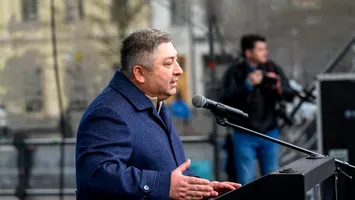 Un greu din PNL cere retragerea partidului de la guvernare: „Nu mai avem legitimitatea de a conduce țara”