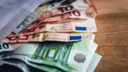 Mituirea „salvatorului”: director din grupul GFR, sub control judiciar după ce ar fi promis 500.000 de euro mită unui lichidator