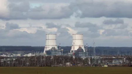 Dronele Kievului provoacă panică în Rusia: avarie la centrala nucleară Kursk și explozie la Ust-Luga