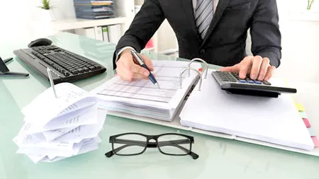 Reforma ajunge la scaunele directorilor interimari din instituţii. Posturile trebuie obţinute prin concurs