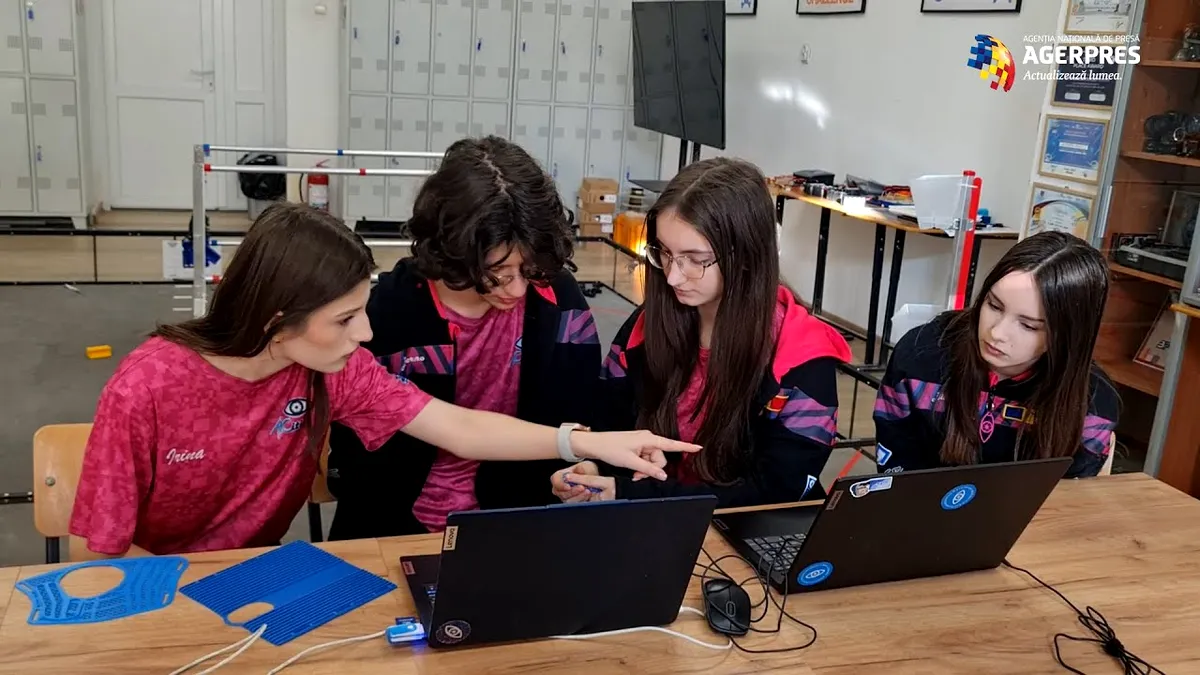 Echipa de robotică de la Colegiul ”Cuza” din Focșani testează, împreună cu medicii, orteze 3D