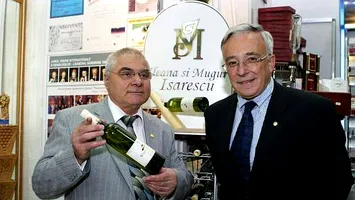 Mugur Isărescu are probleme în afacerile familiei