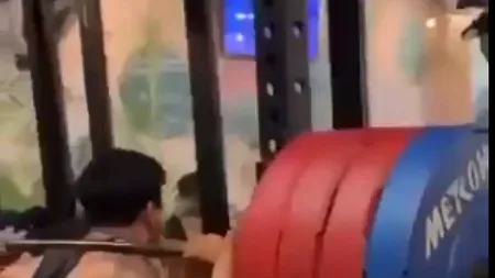 A încercat să ridice 200 de kilograme, dar a scăpat haltera și a murit