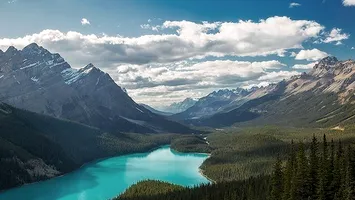 Destinațiile preferate pentru relocare în 2025: topul țărilor în care oamenii vor să se mute