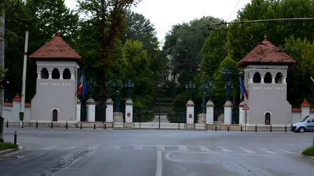 Gardul Palatului Cotroceni, vandalizat. Mesaj dur la adresa preşedintelui Iohannis FOTO