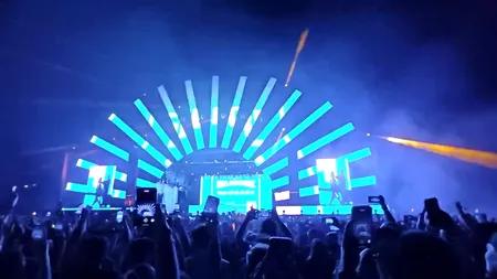 Manele la Neversea! Fanii au fost în delir VIDEO