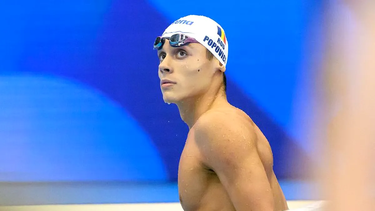David Popovici își petrece vacanța după Mondiale în România