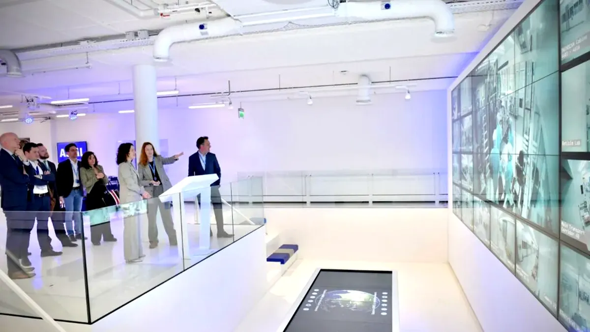 Roxana Mînzatu inaugurează în Olanda primul spațiu de formare ultracontrolat dintr-o instituție de învățământ european