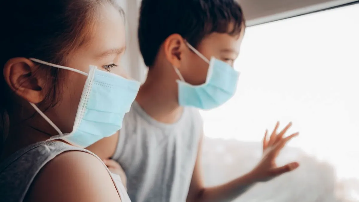 Ministrul Rafila: Nici trecerea prin boală, nici vaccinul și nici combinația celor două nu mai stăvilesc răspândirea Covid-19