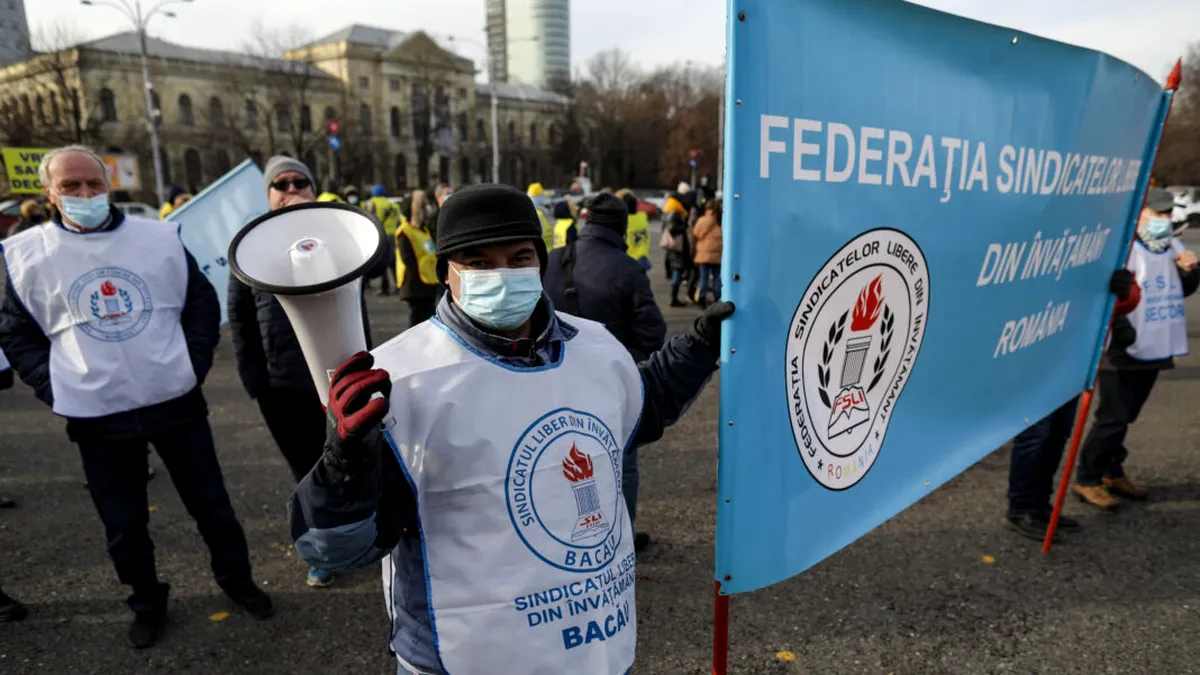 Sindicatele din educație își cer dreptatea în stradă. Care sunt revendicările protestatarilor