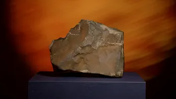 Cel mai mare meteorit de pe Marte, vândut la licitație cu o sumă colosală