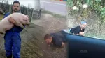 Imagini greu de crezut cu „cel mai tânăr viceprimar din România”: se târăște prin șanț și abia poate vorbi