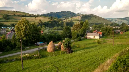 Aproape o treime dintre gospodăriile rurale nu au baie sau duş în interiorul locuinţei