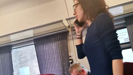 Paradox la Guvern: Ciucă, la 6.30 e la muncă, Roxana Mînzatu, secretar de stat, ajunge si ea pe la 12