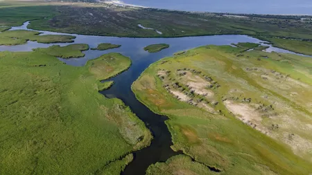 Guvernul recunoaște oficial după trei luni că Ucraina adâncește Canalul Bâstroe