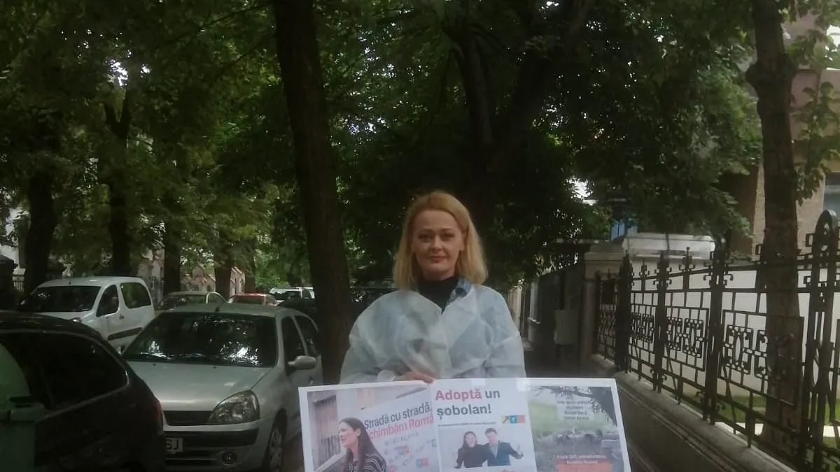 Amenzi uriașe date celor care au lăsat gunoaie pe scările Primăriei Sector 1 și în fața locuinței primarului Armand