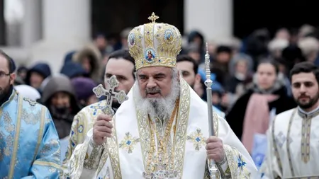 În noaptea dintre ani, Slujba de binecuvântare a Anului Nou, oficiată de Patriarhul Daniel