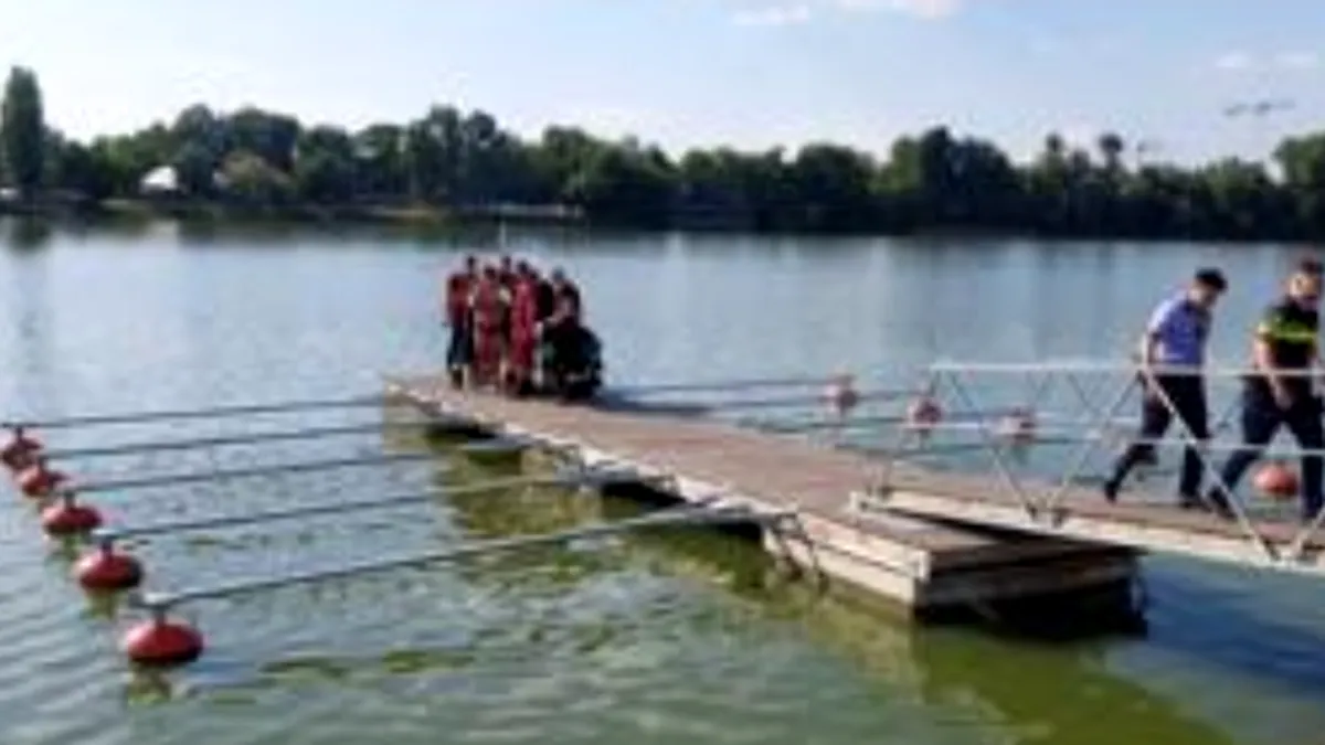 Un copil, în pericol pe lacul Floreasca! A intervenit SMURD