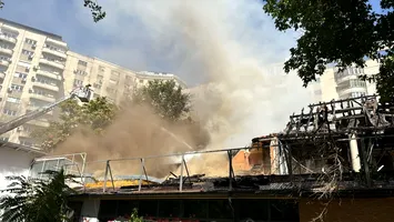 Incendiu în centrul Bucureștiului. A fost emis mesaj de avertizare RO-Alert