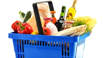 De la 1 iulie explodează prețurile la alimente, energie electrică și RCA. Cu cât vom plăti mai mult