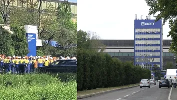 Protest al siderurgiștilor de la Combinatul din Galați: în loc de salarii, au primit câte o „primă de Paște” de 290 de lei