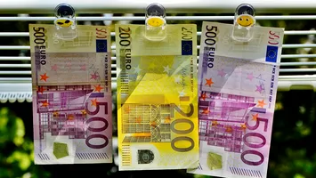 Bulgaria se pregătește să adopte euro: Prețurile vor fi afișate în două monede