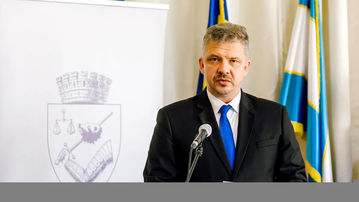UPDATE: Primarul UDMR din Târgu Mureș, Soos Zoltan, reținut de DNA. Ar fi primit opere de artă în valoare de 200.000 de euro pentru „contracte cu dedicație”