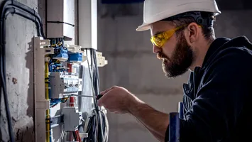 Statul român pregătește mișcări strategice: controlul majoritar la Electrica SA