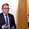 Export-import politic. AUR ar contacta veterani din PSD, în timp ce fondatorii săi descoperă conservatorismul