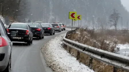 Alertă de lapoviță și ninsoare în 7 județe. Pe drumuri se circulă greu