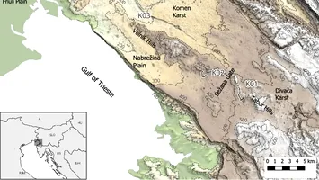„Zmeiele de piatră” ale Europei: uriașele capcane preistorice descoperite pe Platoul Carstic din Slovenia–Italia