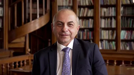 Ce avere are Cătălin Cîrstoiu, candidatul PSD-PNL la Capitală. Are 25 de conturi bancare