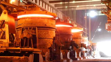 Comisia Europeană a găsit soluția pentru reindustrializare: UE va produce oțel și metale cu emisii scăzute de carbon