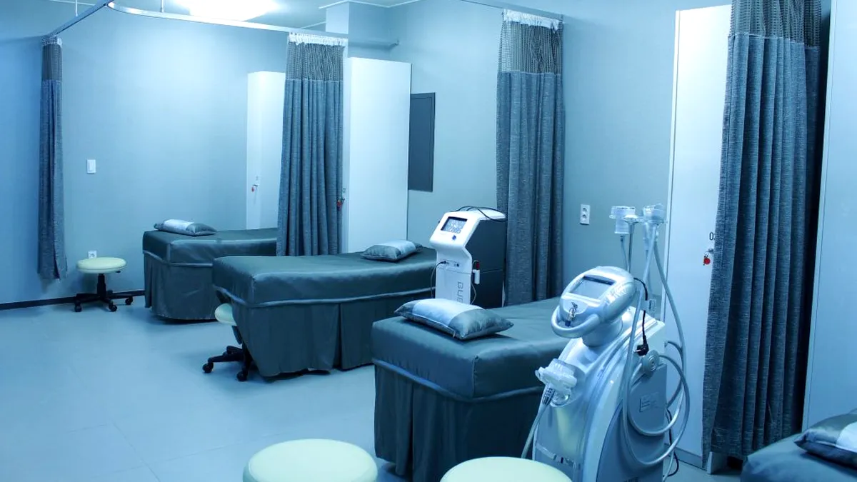 Internările în secţia Chirurgie a Spitalului Judeţean Focşani, suspendate pentru două săptămâni. Este vorba despre un focar COVID