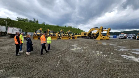 S-au aliniat utilajele! Încep lucrările la un nou lot de autostradă
