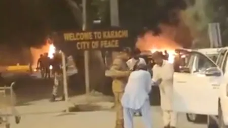Doi cetăţeni chinezi au fost ucişi într-un atac terorist lângă aeroportul din Karachi. Erau parte dintr-o misiune economică