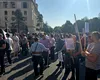 „Guvernanții să plece de urgență!”, strigă fermierii. Muscă îl atacă pe ministrul interimar Tánczos Barna: „Spune că nu poate face nimic”
