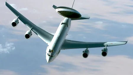 NATO a trimis un avion radar AWACS în spațiul aerian al României. Ce rol are, de fapt, aeronava