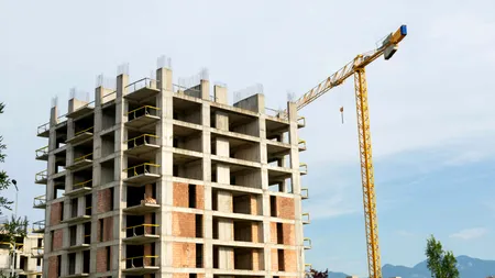 INS: Numărul autorizațiilor de construire pentru clădiri rezidențiale a crescut cu 4,9% în luna ianuarie