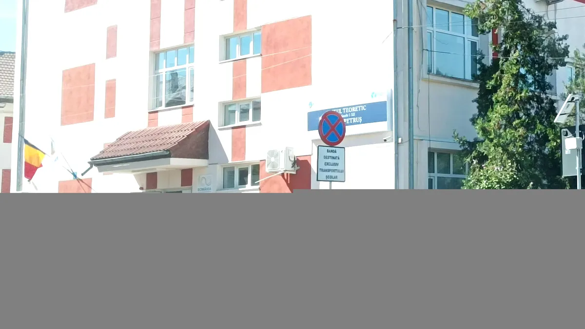 EXCLUSIV Revoltă la Școala din Otopeni din cauza supraaglomerării și a orarului impus elevilor