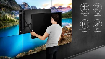 Primarii fac achiziţii trăsnite! Videowall de 25.000 de euro, cumpărat înainte de intrarea în vigoare a măsurilor de austeritate pentru administraţia publică locală