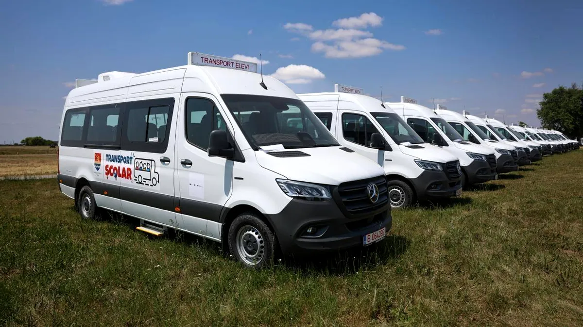 Afacerea microbuzelor școlare cumpărate prin PNRR: prețul a contat doar 40%