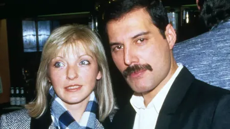 Sora lui Freddie Mercury a răscumpărat la licitație bunurile acestuia cu 3 milioane de lire