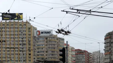 Trafic blocat, la oră de vârf, în plin centrul Bucureștiului, de un tramvai deraiat