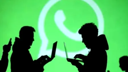 O nouă înșelătorie pe WhatsApp face victime: le lasă fără bani pe card