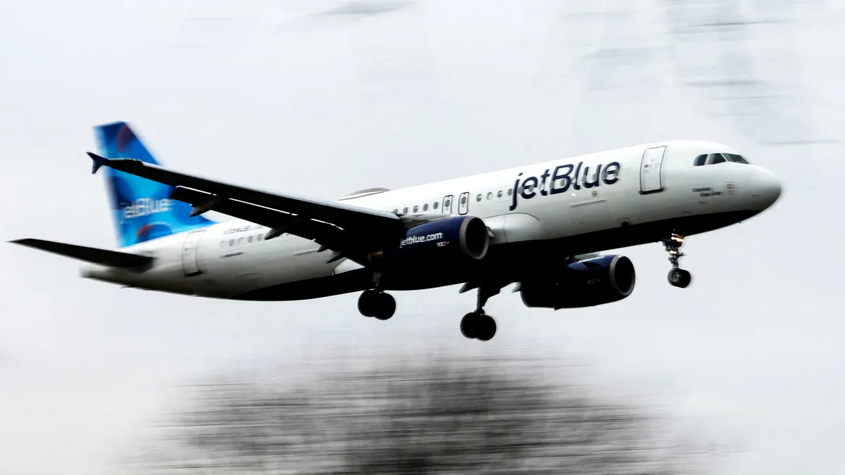 Două cadavre, descoperite în trenul de aterizare al unui avion din Florida