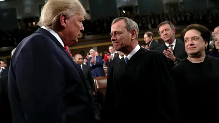 Curtea Supremă eludează decizia privind cererea de imunitate prezidențială a lui Trump