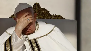 Boala care l-a răpus pe Papa Francisc și ultimele săptămâni ale unui om cu respirația lui Dumnezeu în piept: drumul final spre lumină